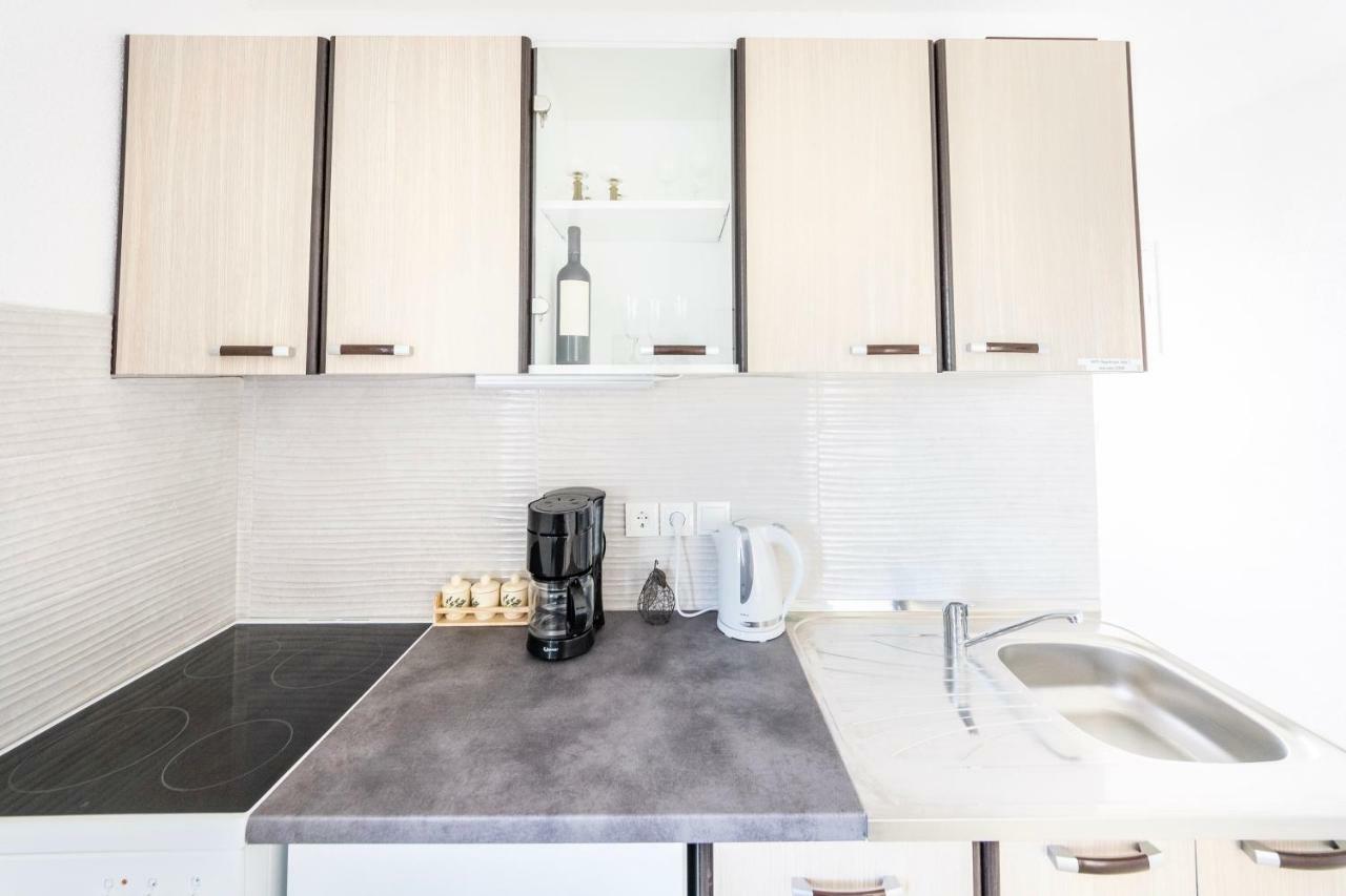 Apartmani Ada 1 Povlja  Buitenkant foto